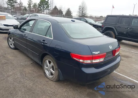 2004 Honda Accord 2.4 Ex z USA, uszkodzony, nr VIN 1HGCM56874A066705